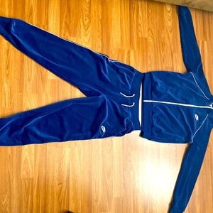 Nike Sweatsuit